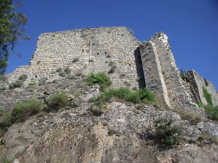 chateau cathare dans les Corbières, Aude, Pays Cathare