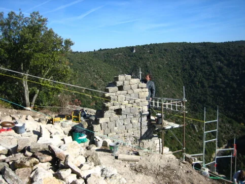 Fouilles et travaux 2007 2008 au château de Termes Fouilles et travaux 2007 2008 au château de Termes, Pays Cathare, archéologie