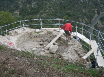 Fouilles archologiques au chteau de Termes, pays cathare